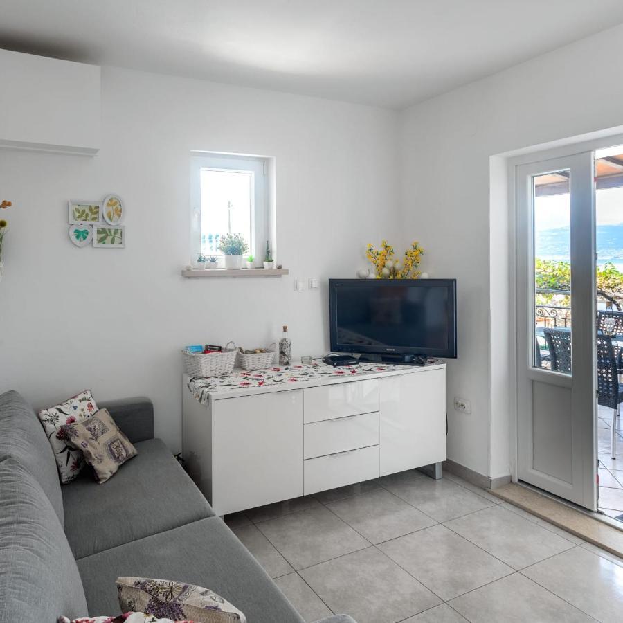 Holiday House Iva Slatine Luaran gambar